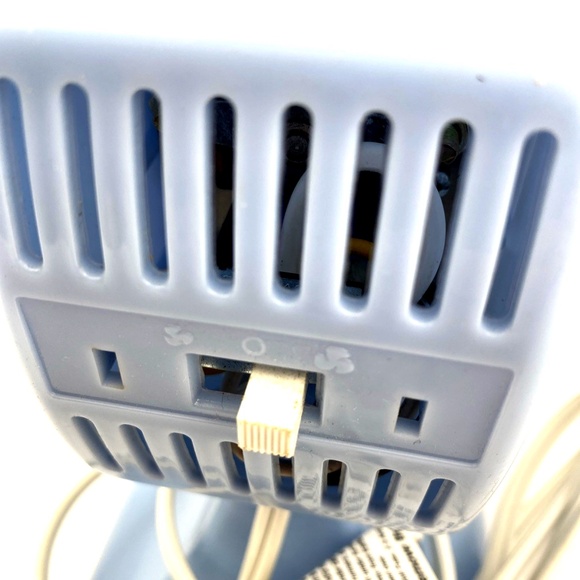 Table Desk Fan Fabulous Home Plug In Light Blue School Work 2 Settings - Picture 3 of 6